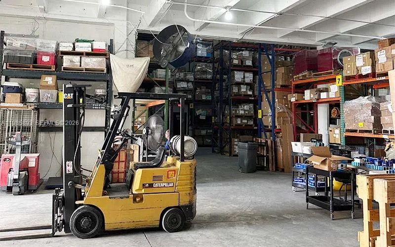 10200 NW 25th St # 113, Doral FL 33172