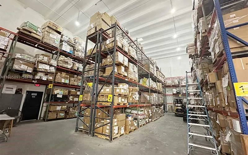 10200 NW 25th St # 113, Doral FL 33172