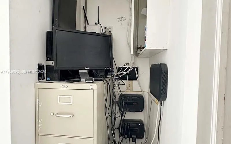 10200 NW 25th St # 113, Doral FL 33172