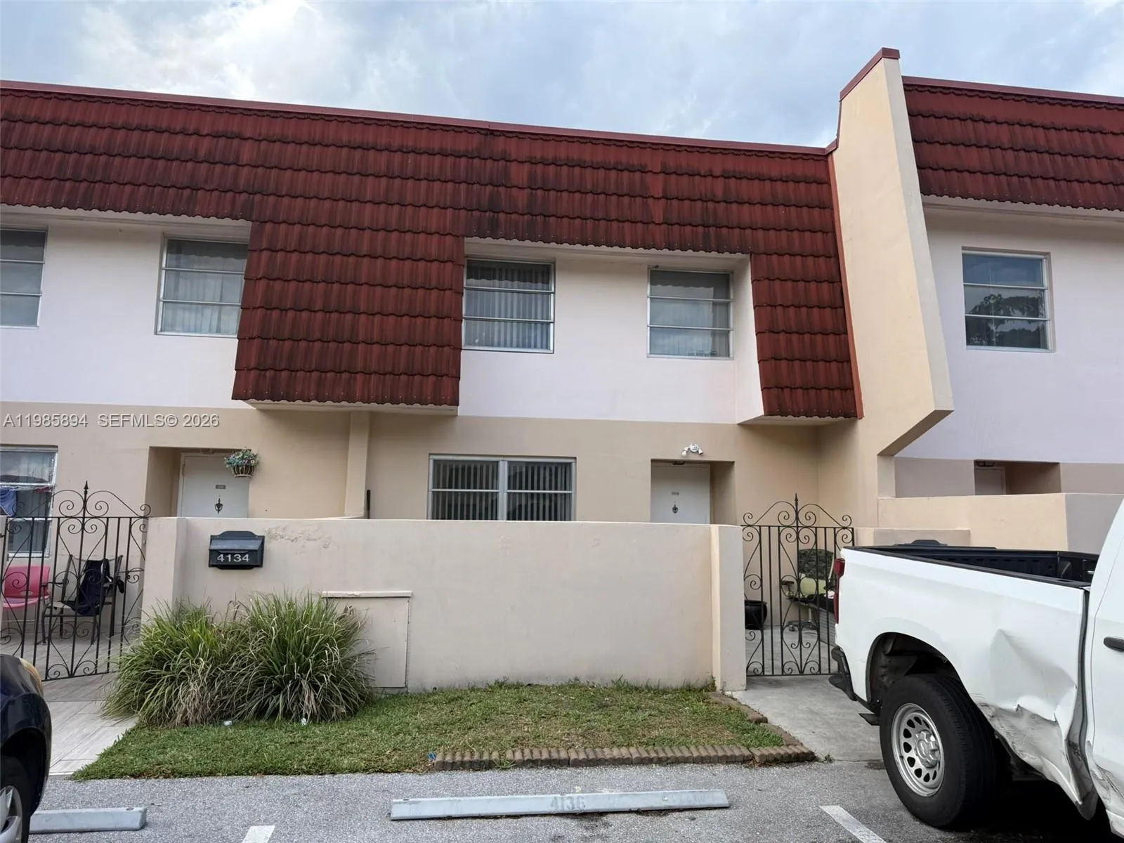 4136 Inverrary Dr # 15C, Lauderhill FL 33319