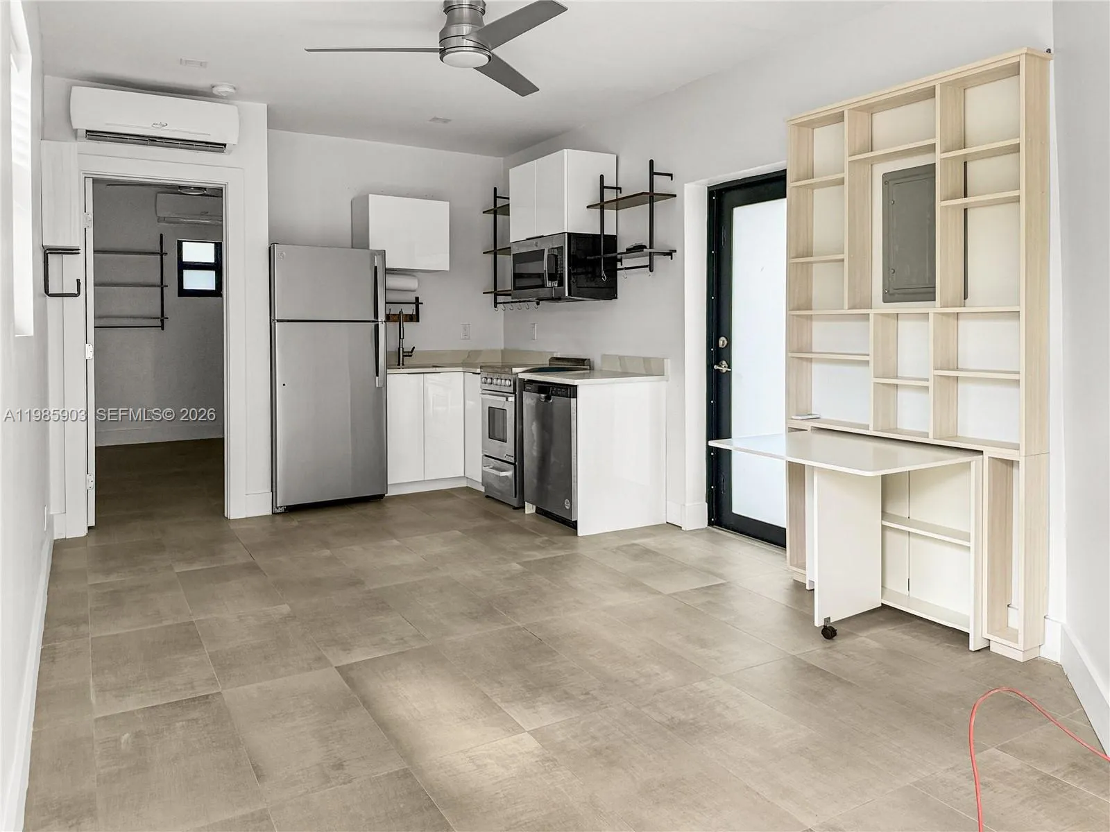 551 NE 26th St # 2, Wilton Manors FL 33305