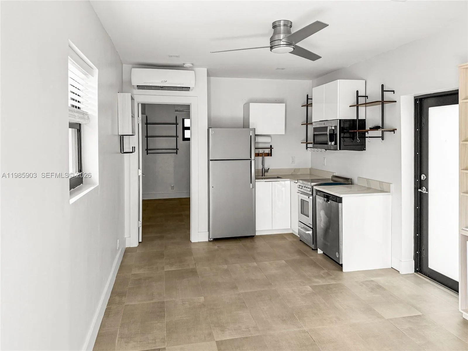 551 NE 26th St # 2, Wilton Manors FL 33305