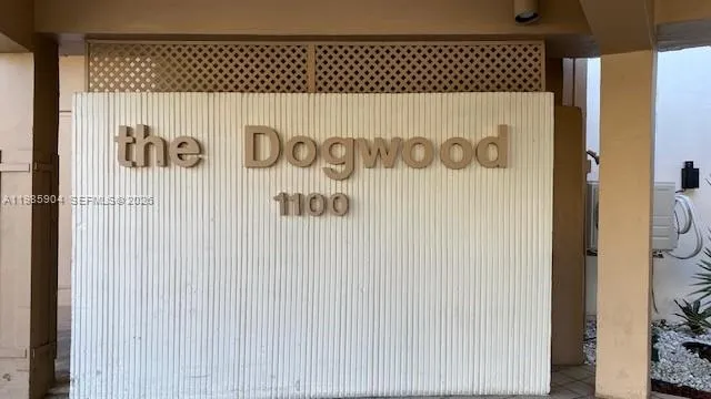 1100 Saint Charles Pl, Pembroke Pines FL 33026