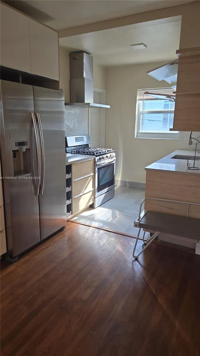 10078 E Bay Harbor Dr # 78D, Bay Harbor Islands FL 33154