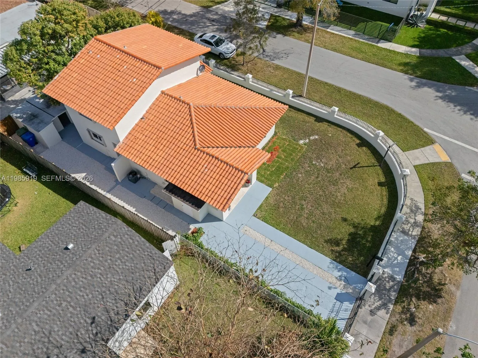 5251 SW 6th St, Miami FL 33134