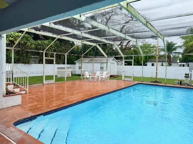 6420 SW 81st St, Miami FL 33143