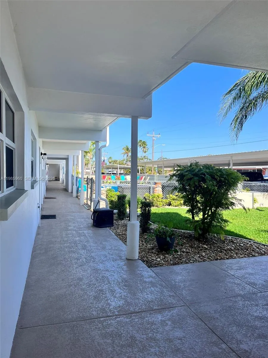 708 Victoria Dr # 101, Cape Coral FL 33904