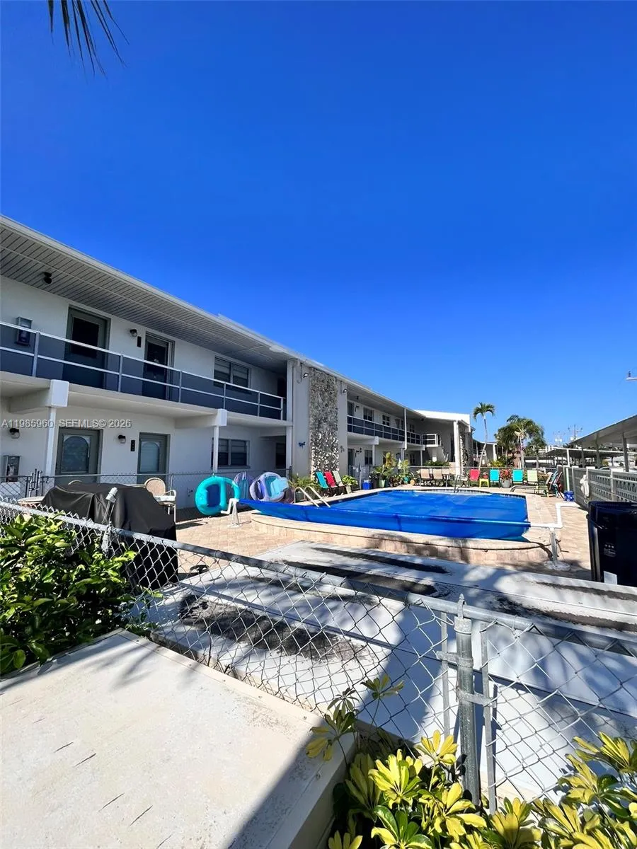 708 Victoria Dr # 101, Cape Coral FL 33904