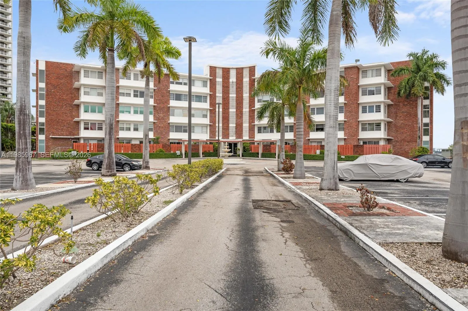 1700 NE 105th St # 505, Miami Shores FL 33138