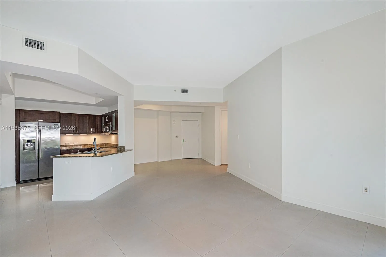 20000 E Country Club Dr # 412, Aventura FL 33180