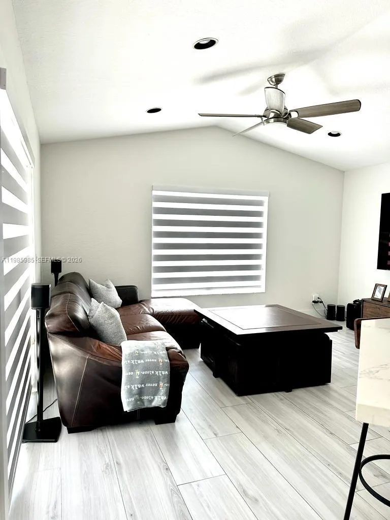 2484 SW 177th Ter, Miramar FL 33029