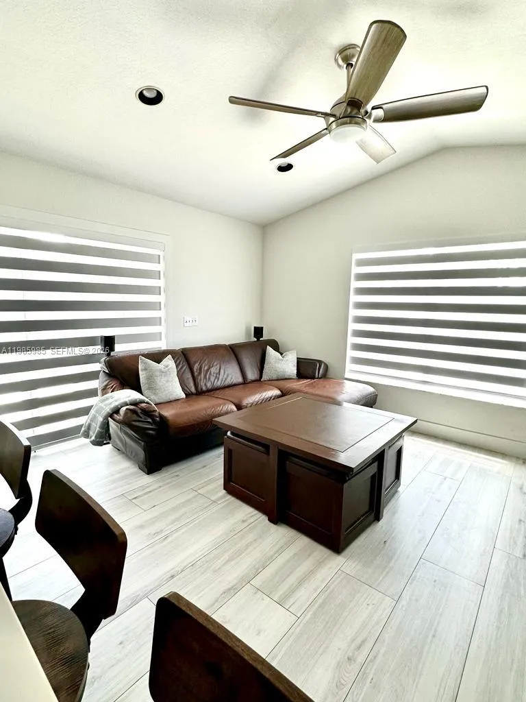 2484 SW 177th Ter, Miramar FL 33029