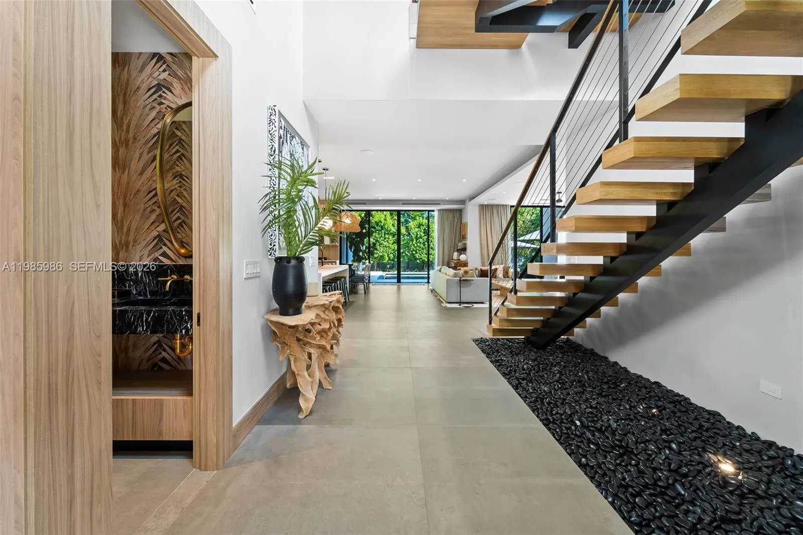 8625 NE 10th Ave, Miami FL 33138