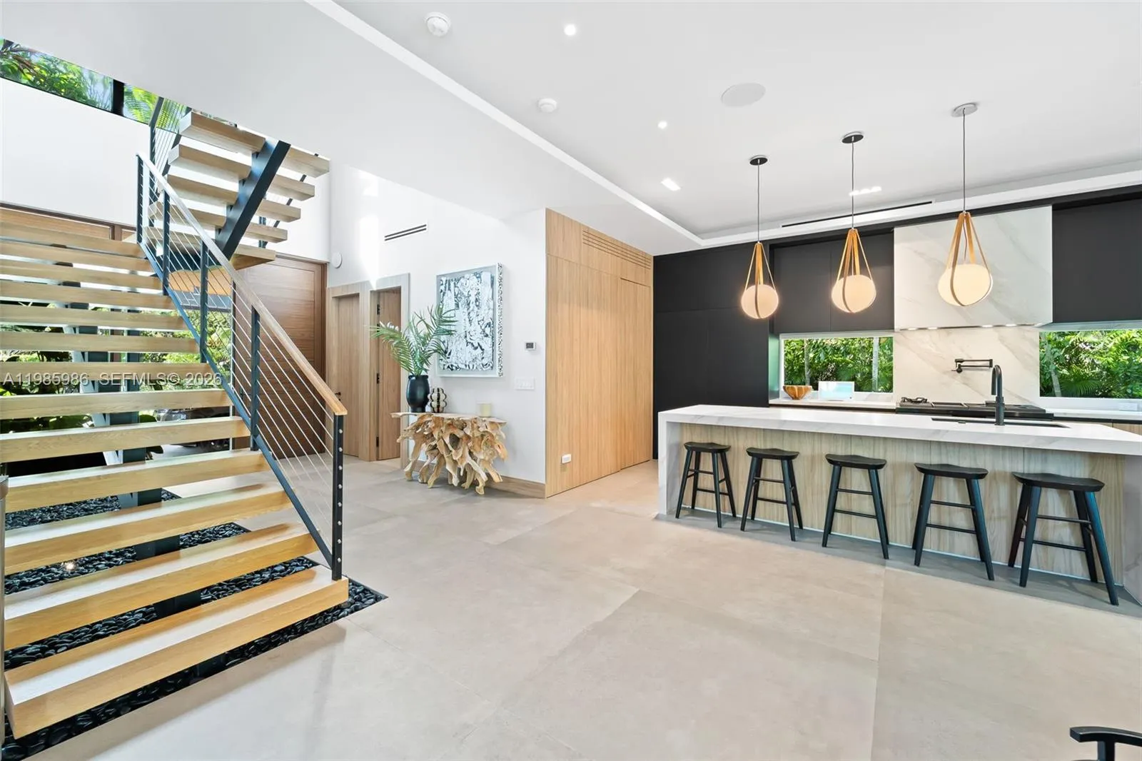 8625 NE 10th Ave, Miami FL 33138