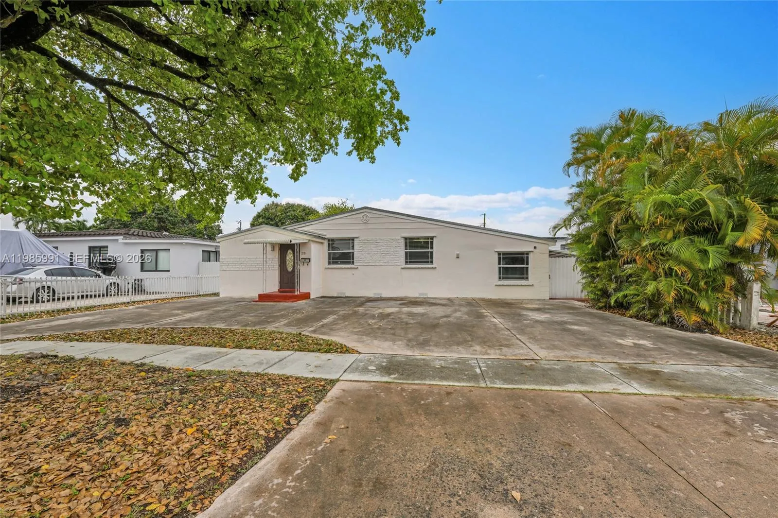 210 E 59th St, Hialeah FL 33013