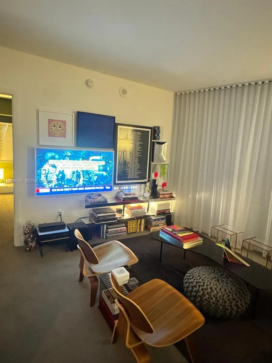 475 Brickell Ave # 1711, Miami FL 33131