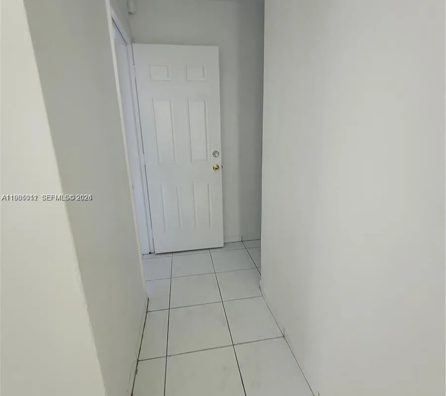 12305 SW 42nd St, Miami FL 33175