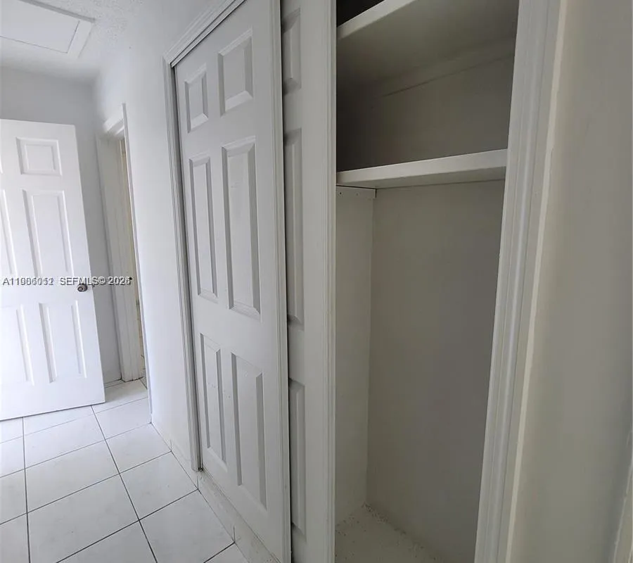 12305 SW 42nd St, Miami FL 33175