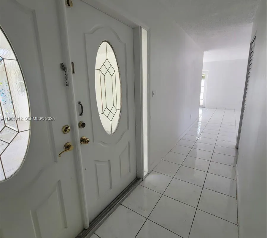 12305 SW 42nd St, Miami FL 33175