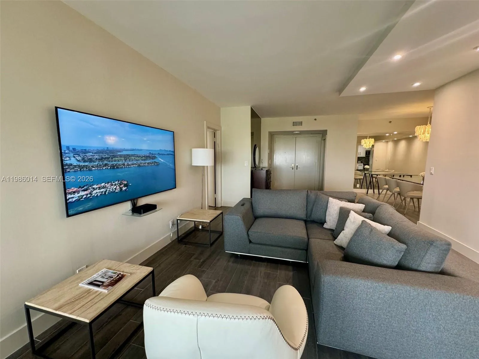 20281 E Country Club Dr # 2405, Aventura FL 33180