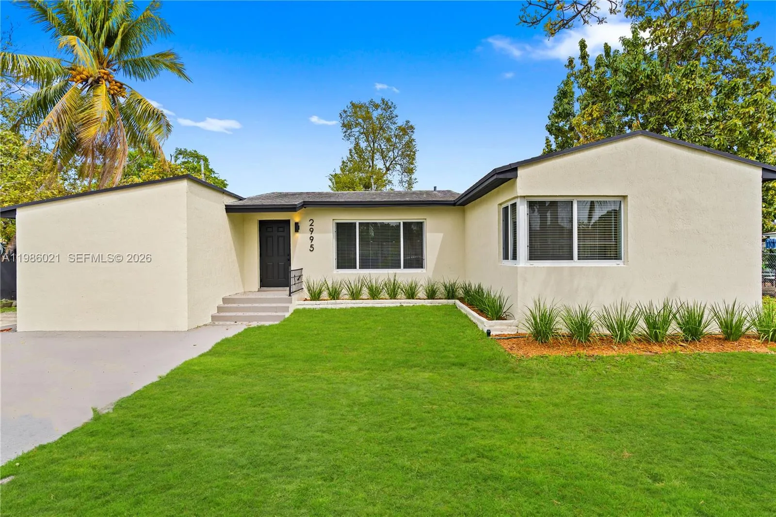 2995 NW 88th St, Miami FL 33147