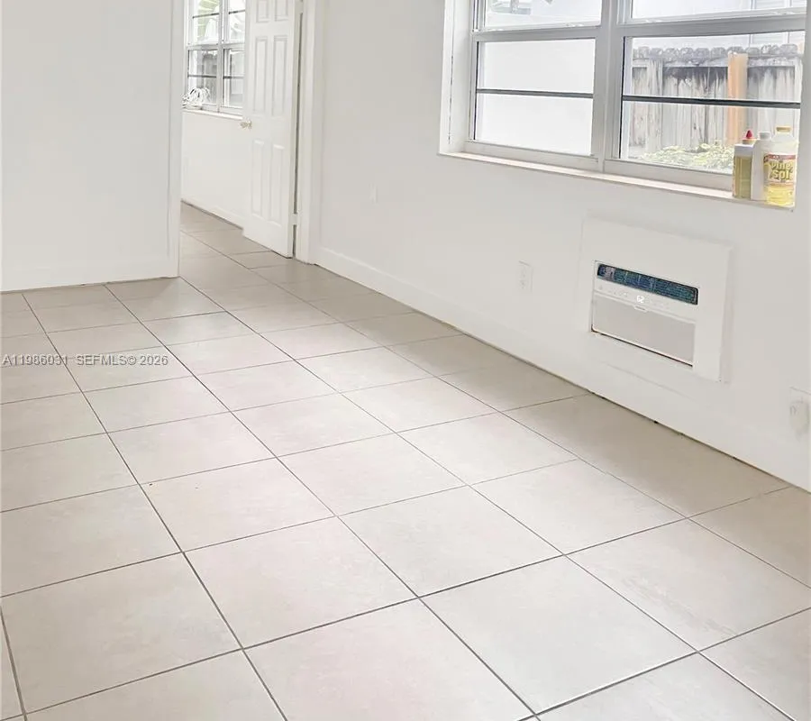 6930 Byron Ave # 107, Miami Beach FL 33141