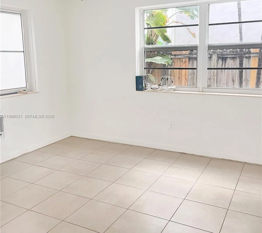 6930 Byron Ave # 107, Miami Beach FL 33141