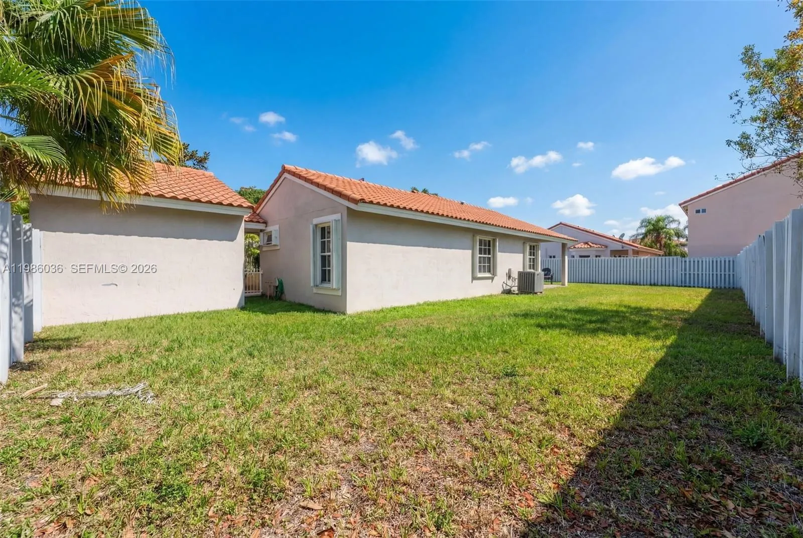 1495 Garden Rd, Weston FL 33326