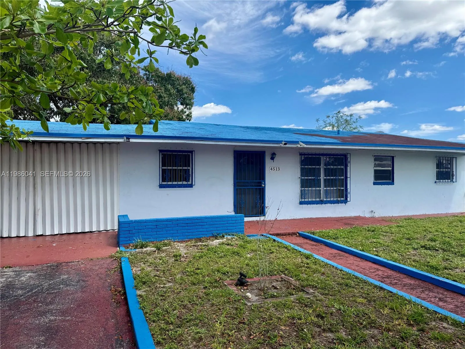 4513 NW 203rd Ter, Miami Gardens FL 33055