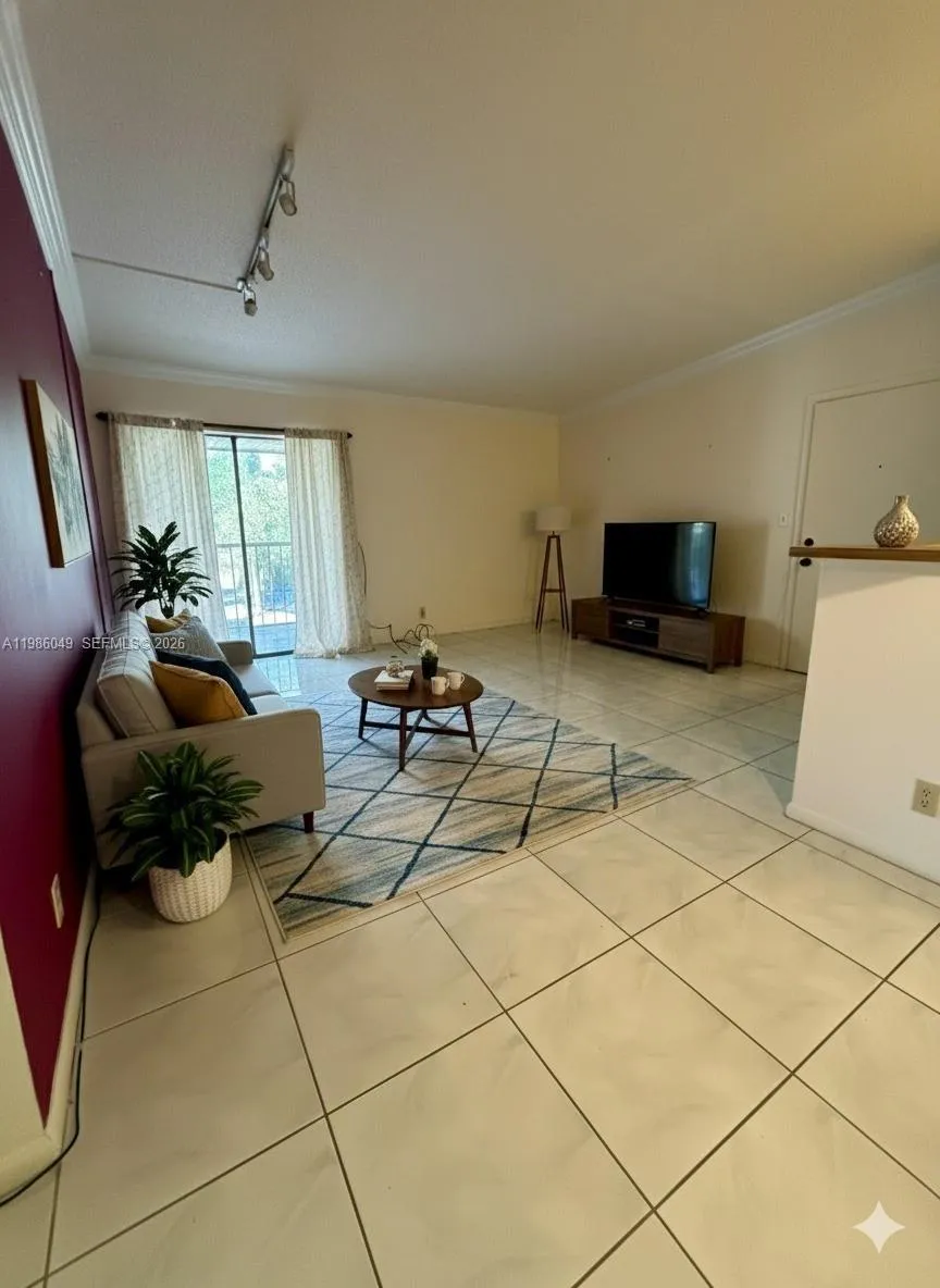 15500 Lakes Of Delray Blvd # 207, Delray Beach FL 33484