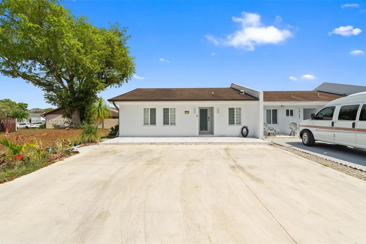 14109 SW 55th St, Miami FL 33175