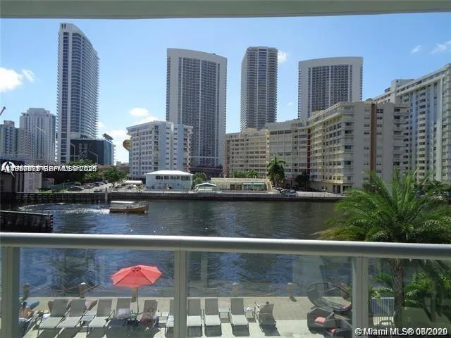 2600 E Hallandale Beach Blvd # T301, Hallandale Beach FL 33009