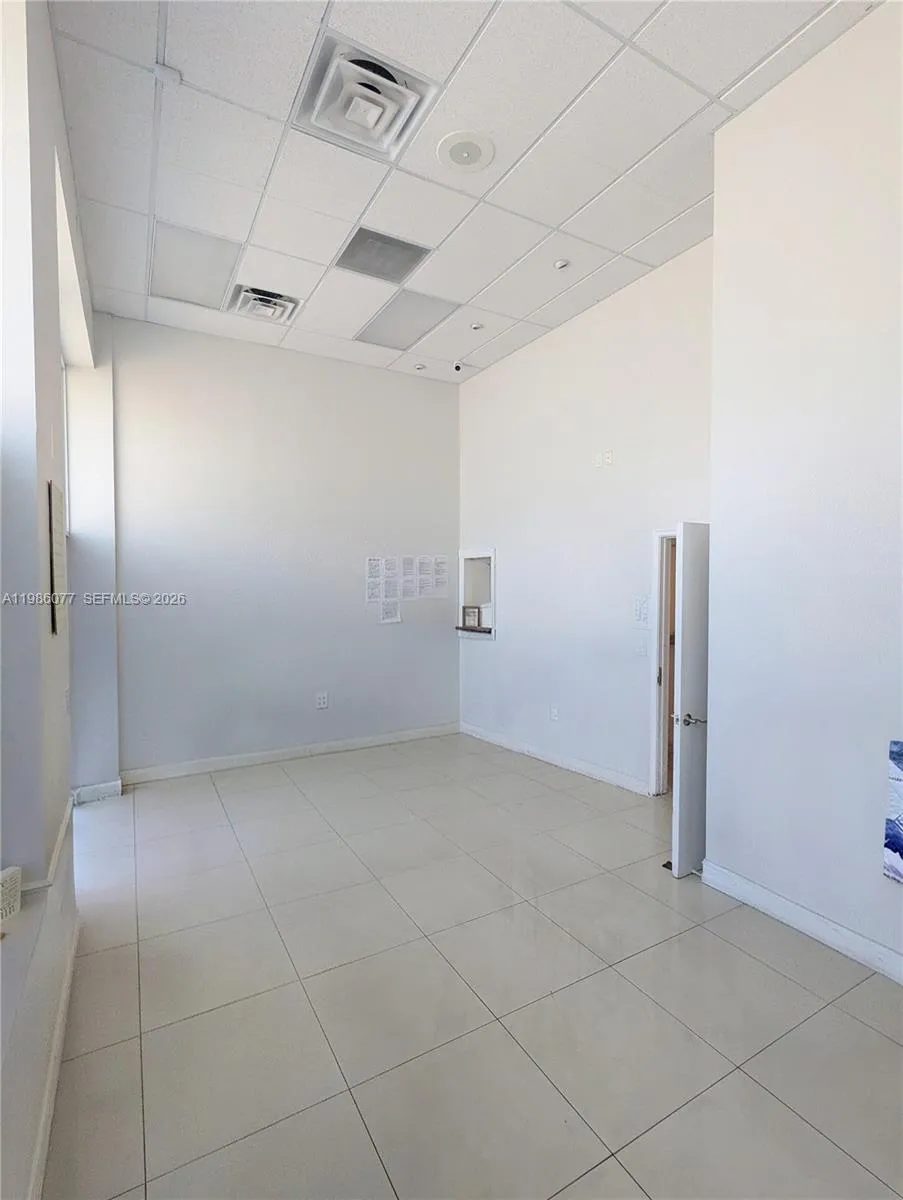 1100 W Oakland Park Blvd, Wilton Manors FL 33311