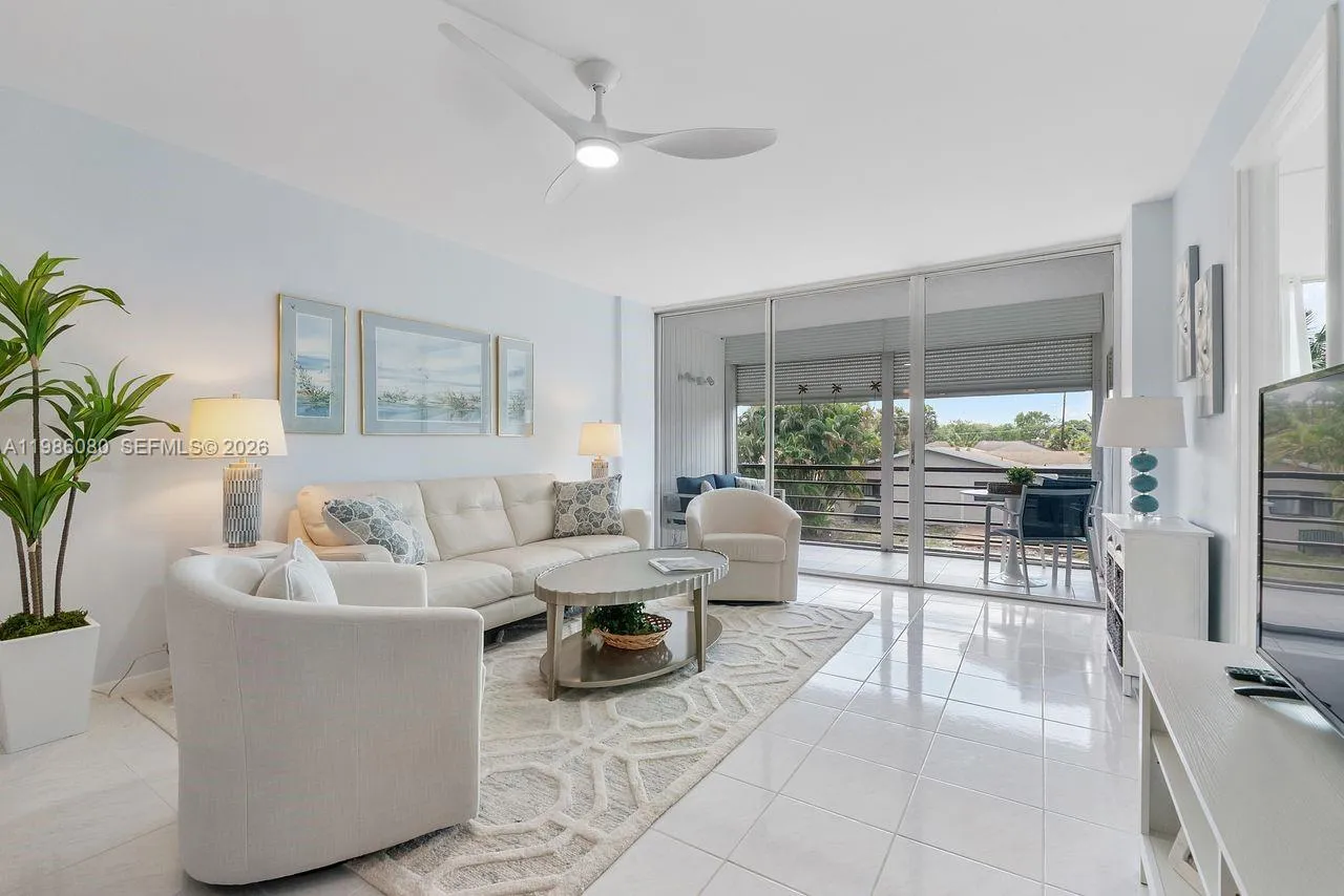 109 Royal Park Dr # 2F, Oakland Park FL 33309