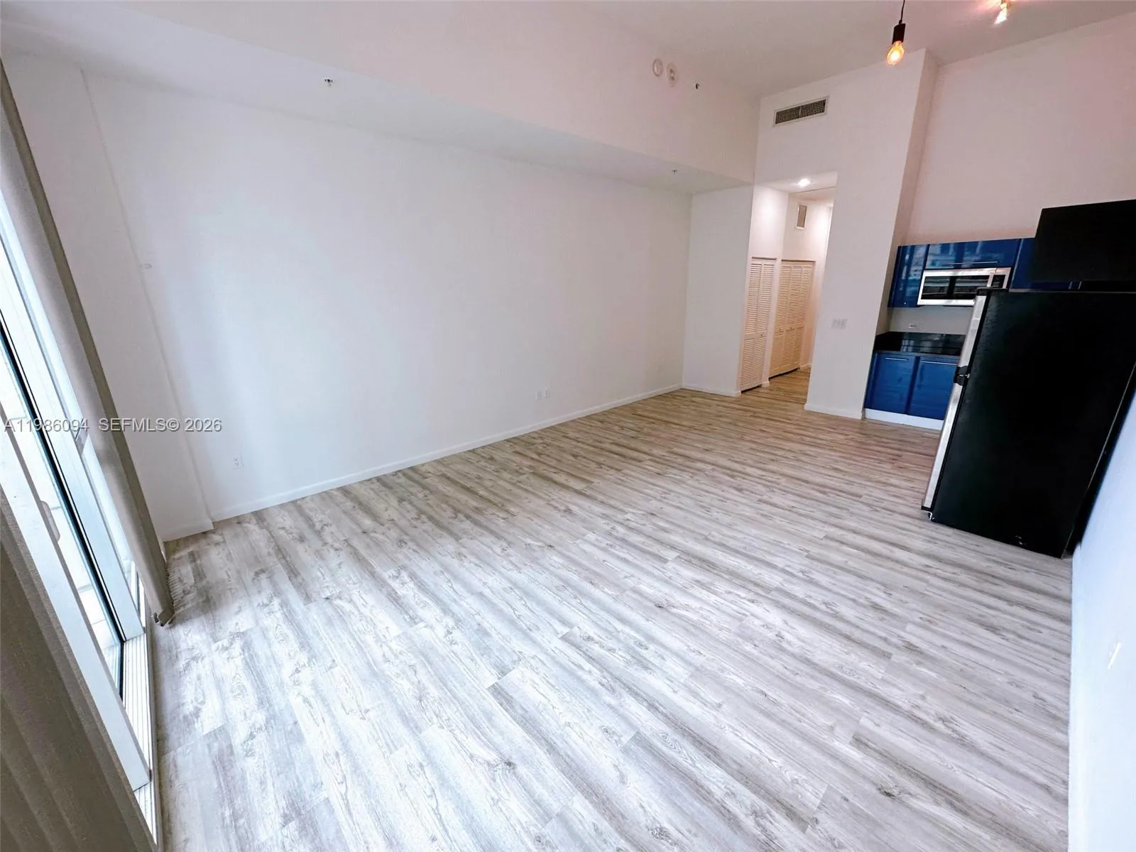 253 NE 2nd St # 322, Miami FL 33132