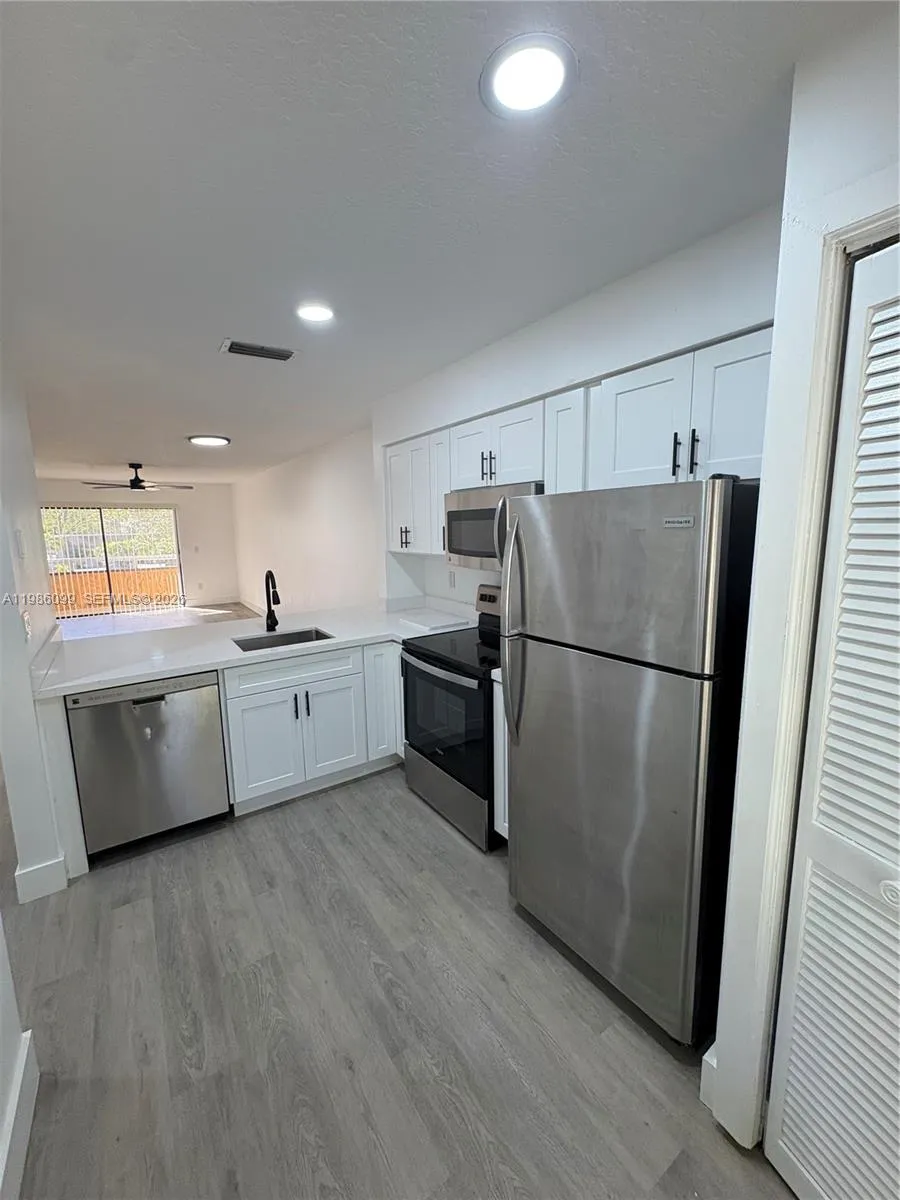 1500 NW 4th Ave # 306, Boca Raton FL 33432