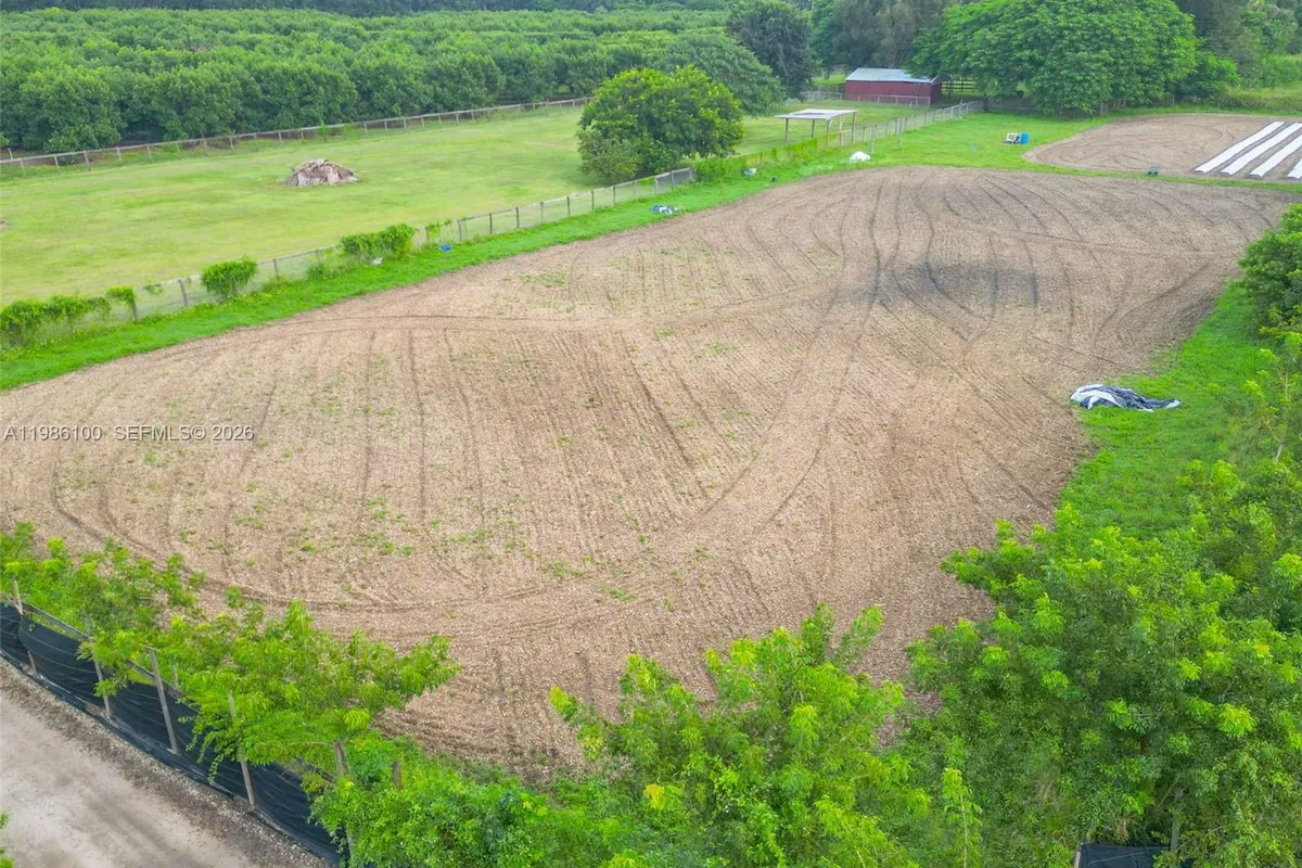 22800 SW 157th Ave, Miami FL 33170