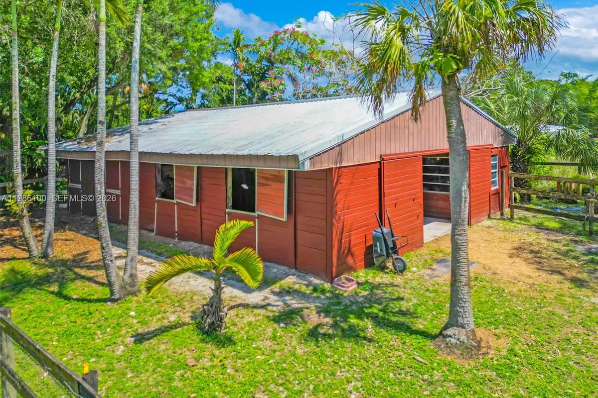 22800 SW 157th Ave, Miami FL 33170