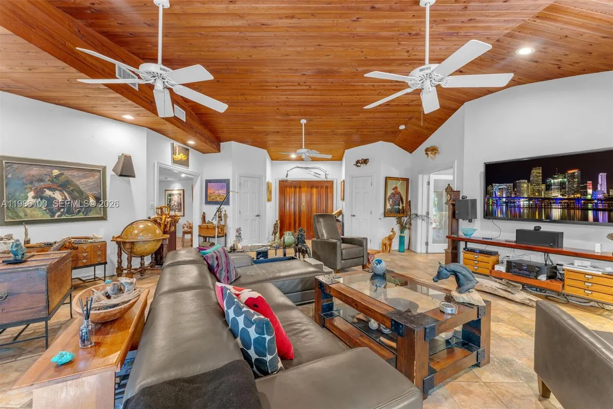 22800 SW 157th Ave, Miami FL 33170