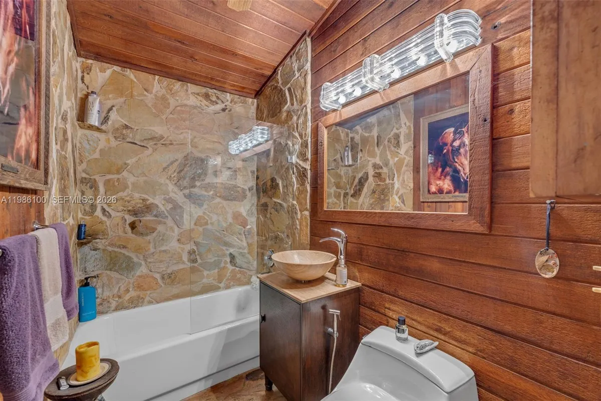 22800 SW 157th Ave, Miami FL 33170