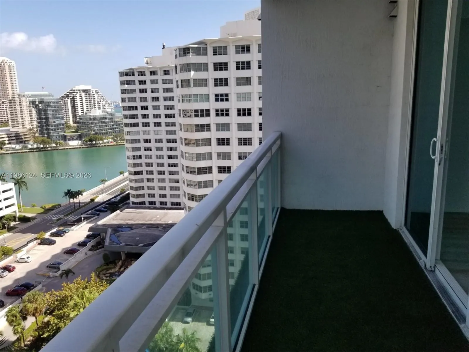 950 Brickell Bay Dr # 1508, Miami FL 33131