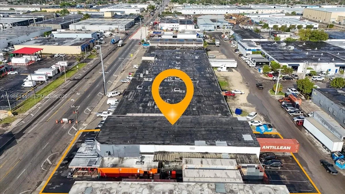 3595 NW 54th St, Hialeah FL 33142