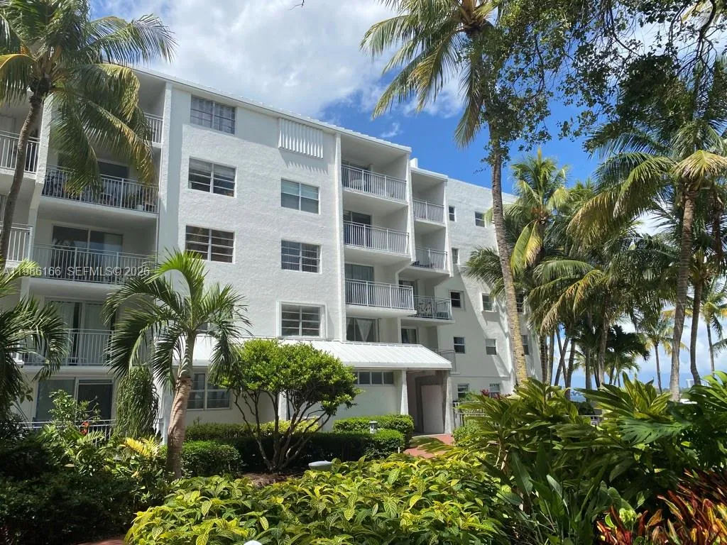 750 NE 64th St # B301, Miami FL 33138