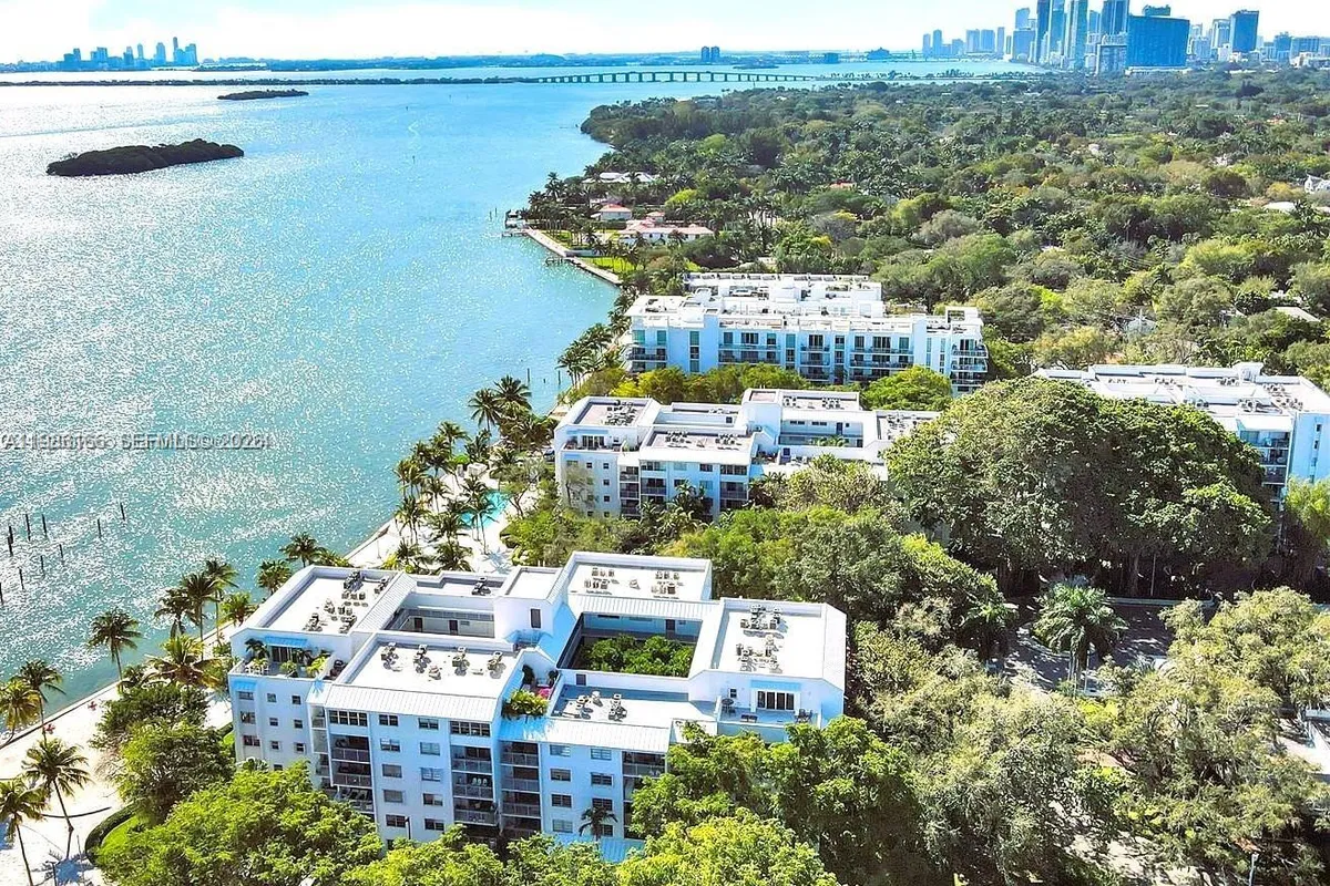 750 NE 64th St # B301, Miami FL 33138