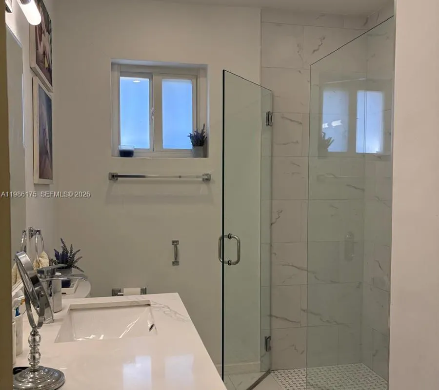 1758 SW 18th St, Miami FL 33145