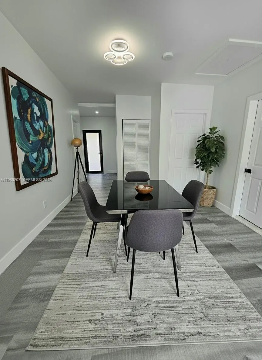 2160 NW 30th St # 0, Miami FL 33142