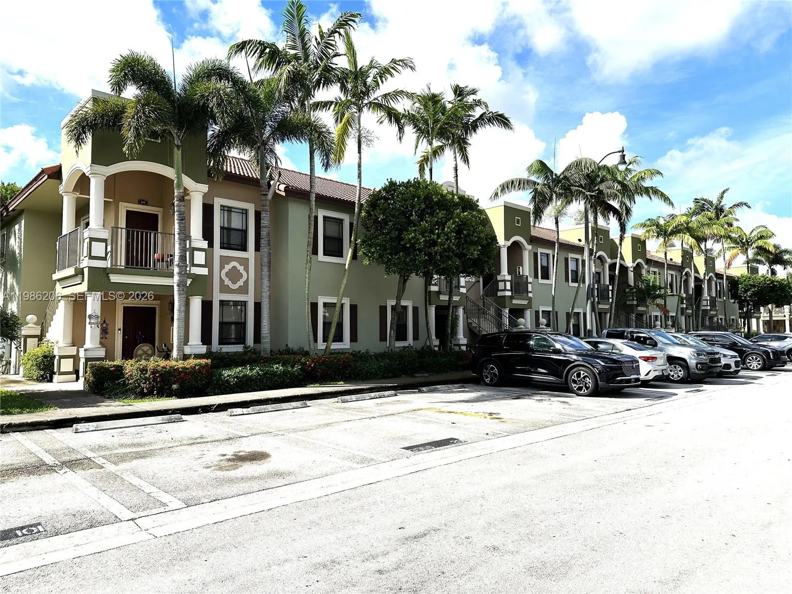 3550 NE 5th St # 202, Homestead FL 33033