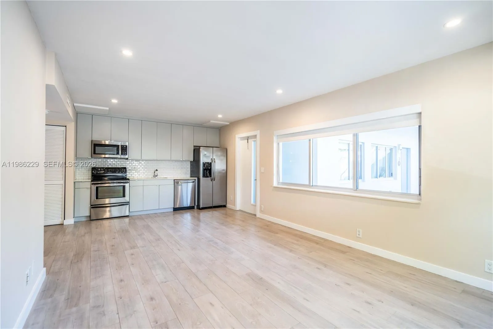 2400 NE 26th St # 1, Fort Lauderdale FL 33305