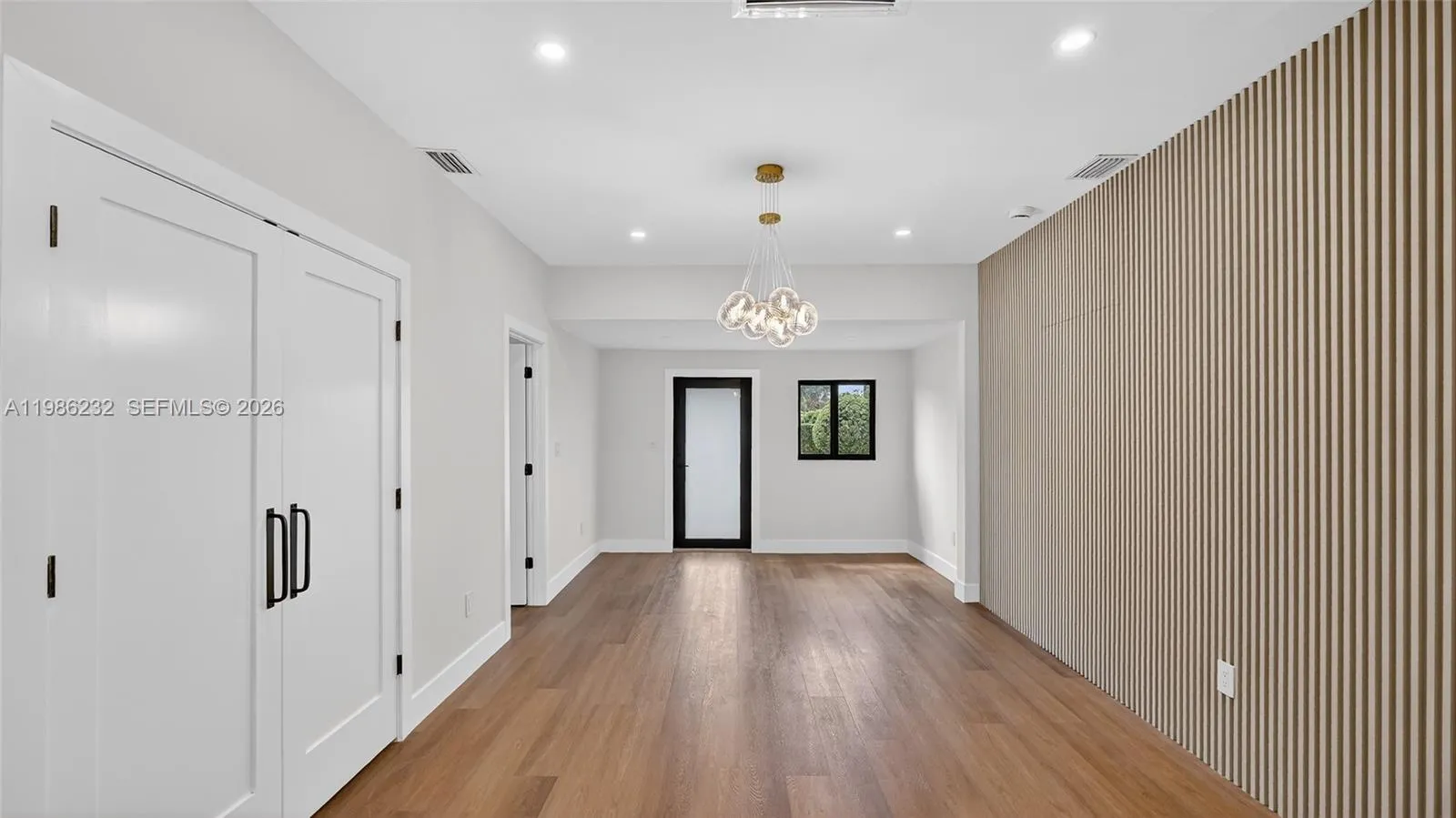 3135 SW 7th St, Miami FL 33135