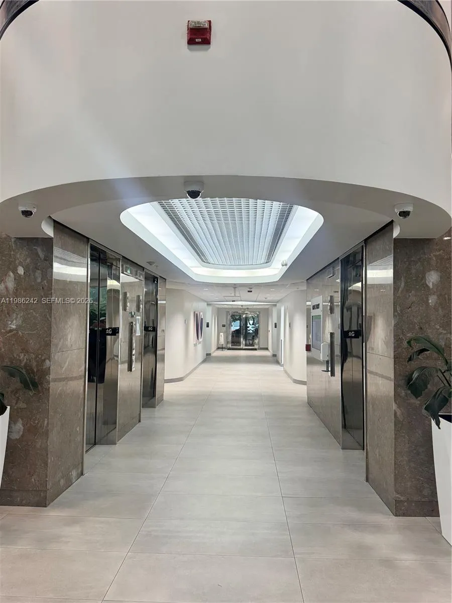 5959 Waterford District Dr # 200, Miami FL 33126